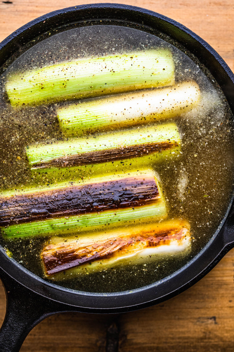 romesco sauce braised leeks pan