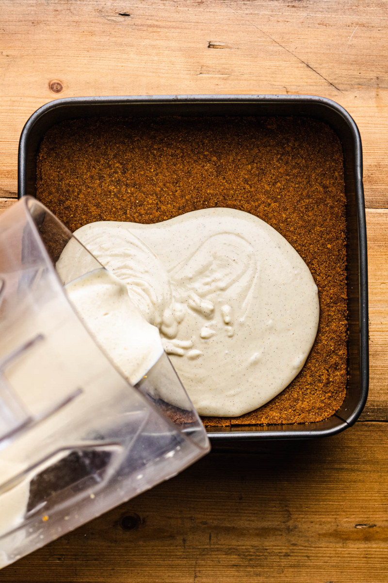 cranberry cheesecake bars assembly