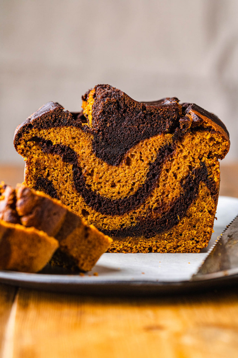 vegan pumpkin marble cake cut