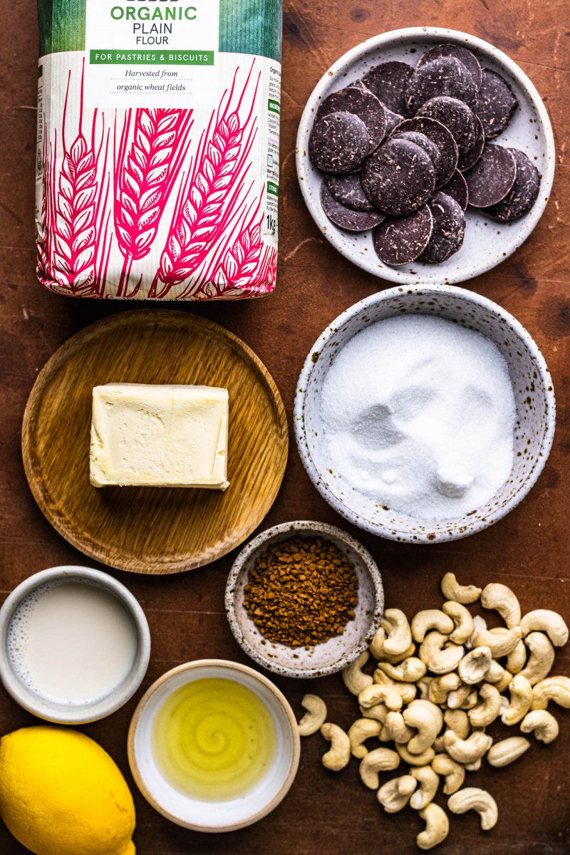 vegan tiramisu cake ingredients