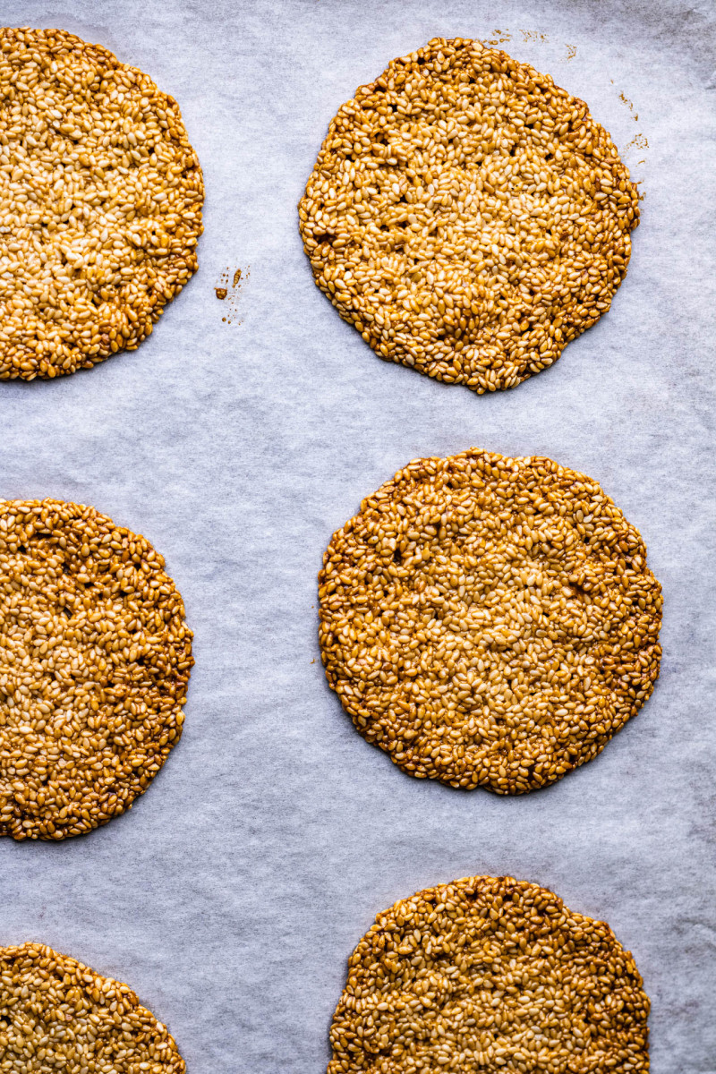 sesame snaps baked