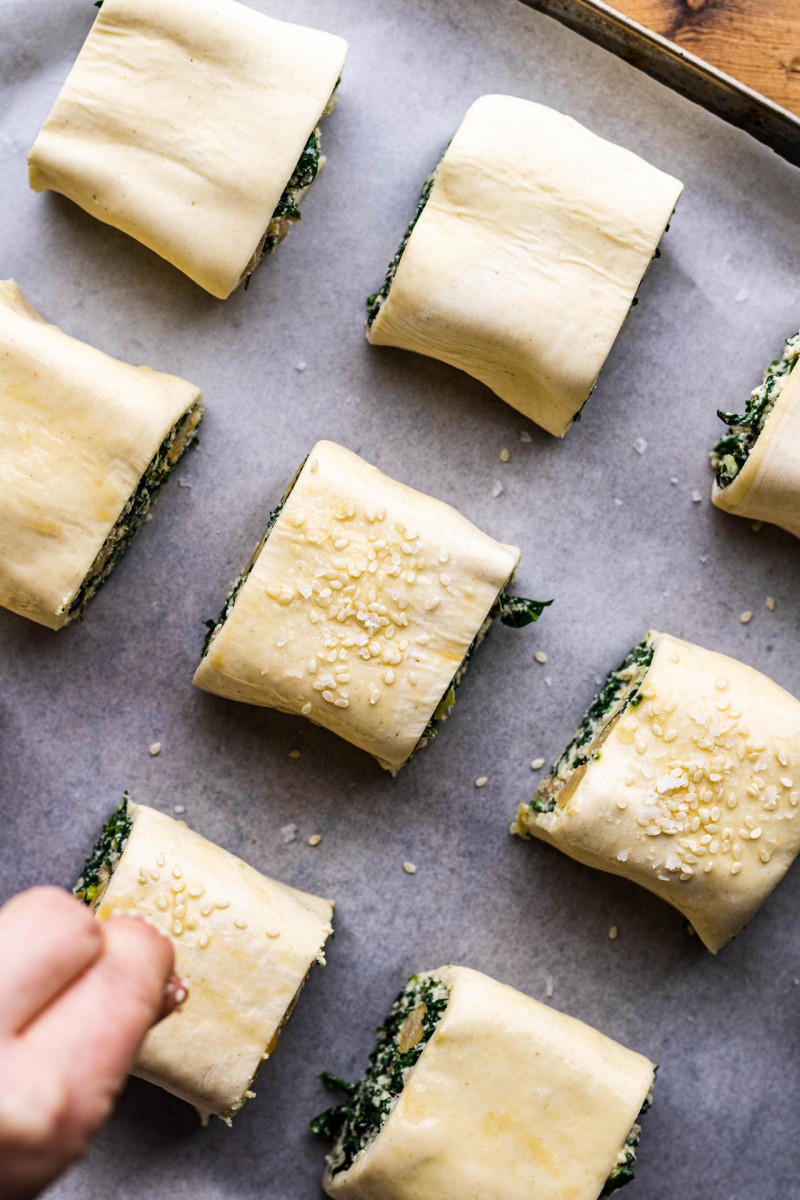 spinach ricotta rolls vegan making