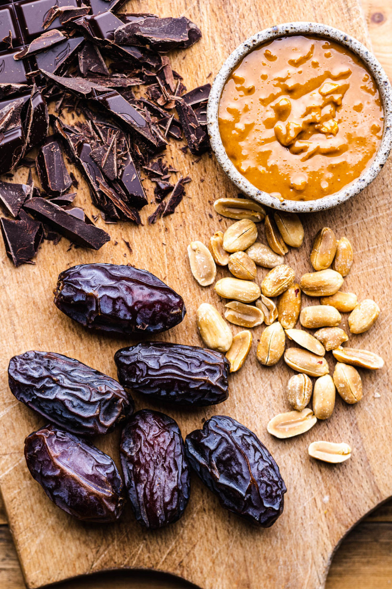 stuffed dates bonbons ingredients