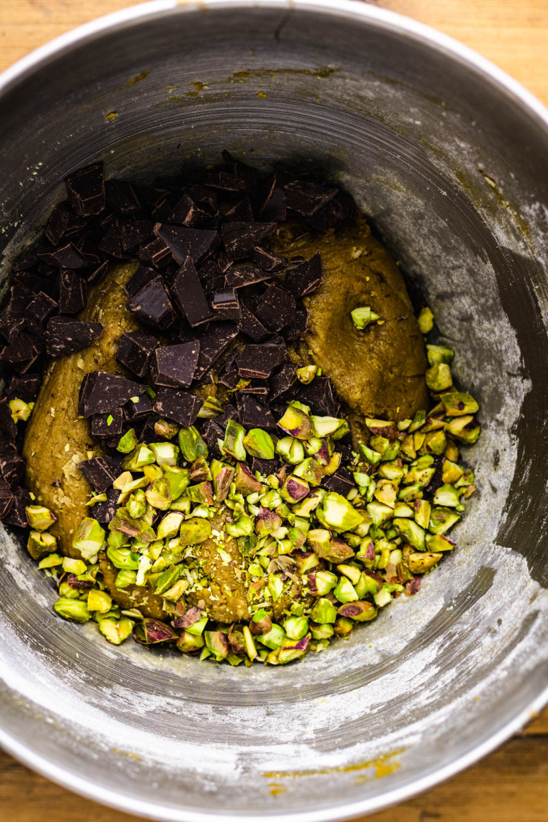 eggless pistachio cookies mixins