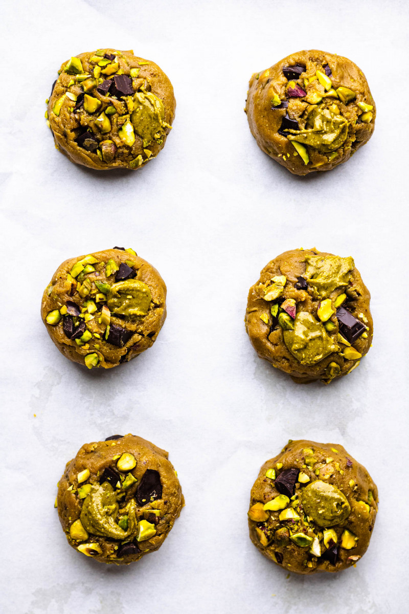 eggless pistachio cookies raw