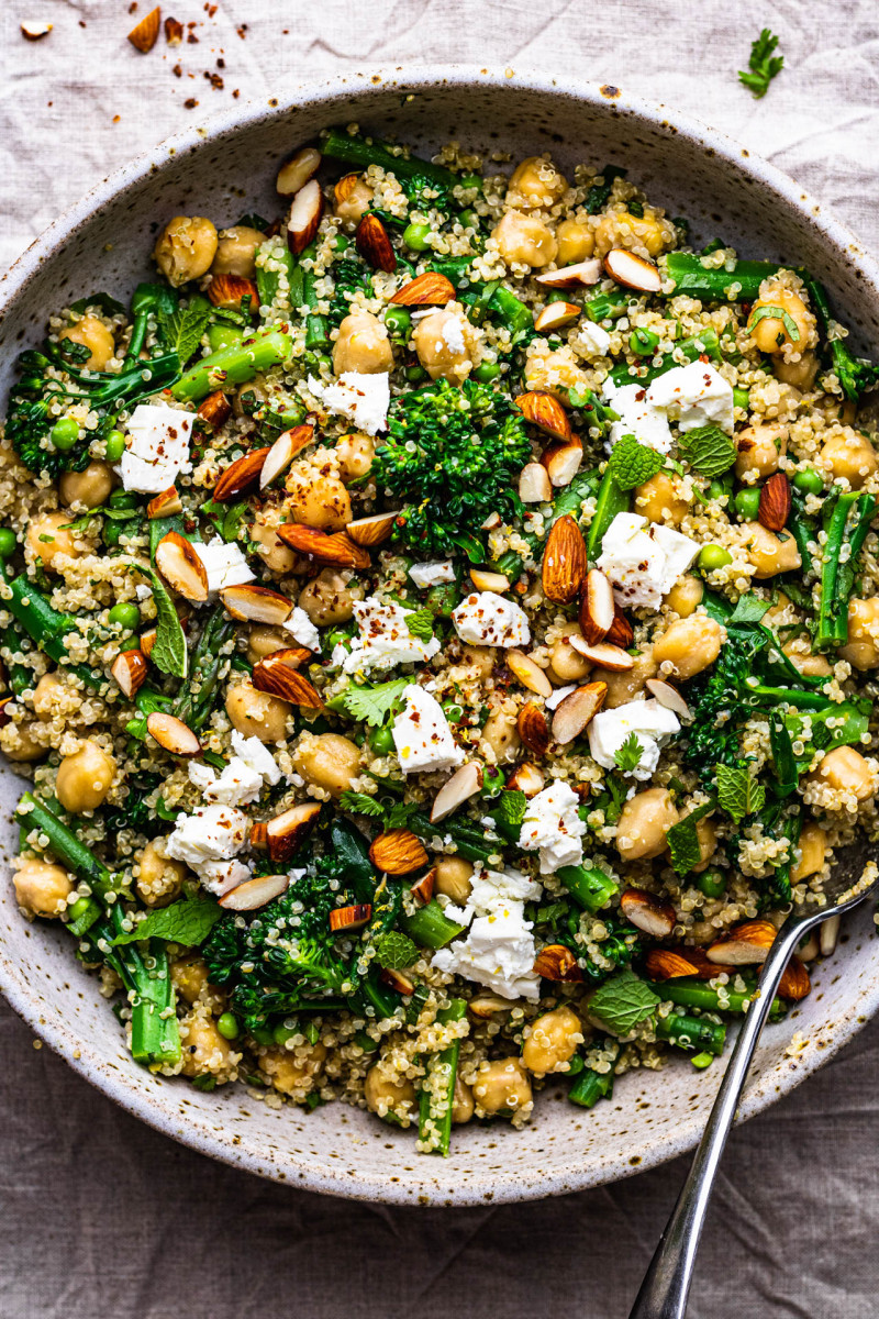 quinoa salad lemon dressing served