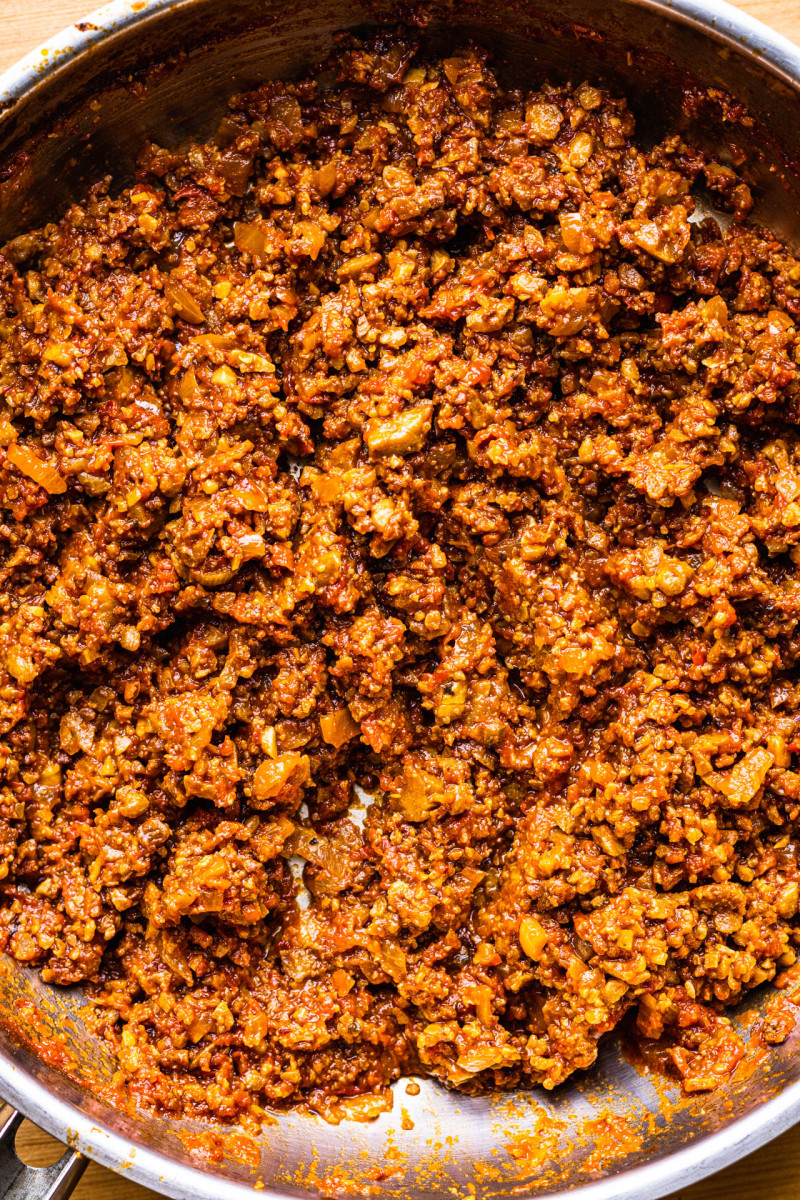 vegan burrito chipotle tempeh mince