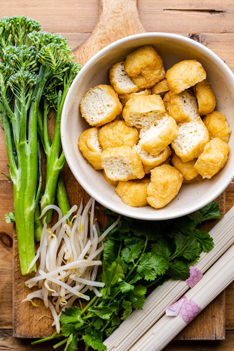 Thai red curry noodle soup extras