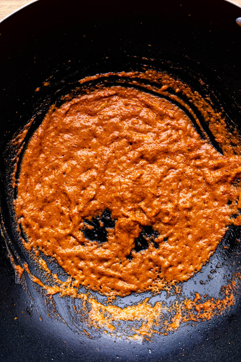 Thai red curry noodle soup paste